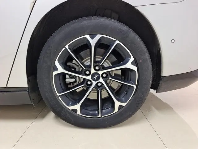 Xpeng Xiaopeng P7 480N
