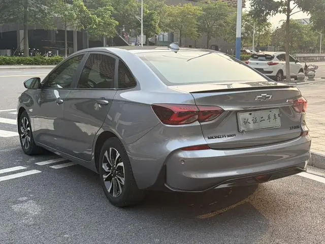 Chevrolet Cruze RS 330T automatic happy Version