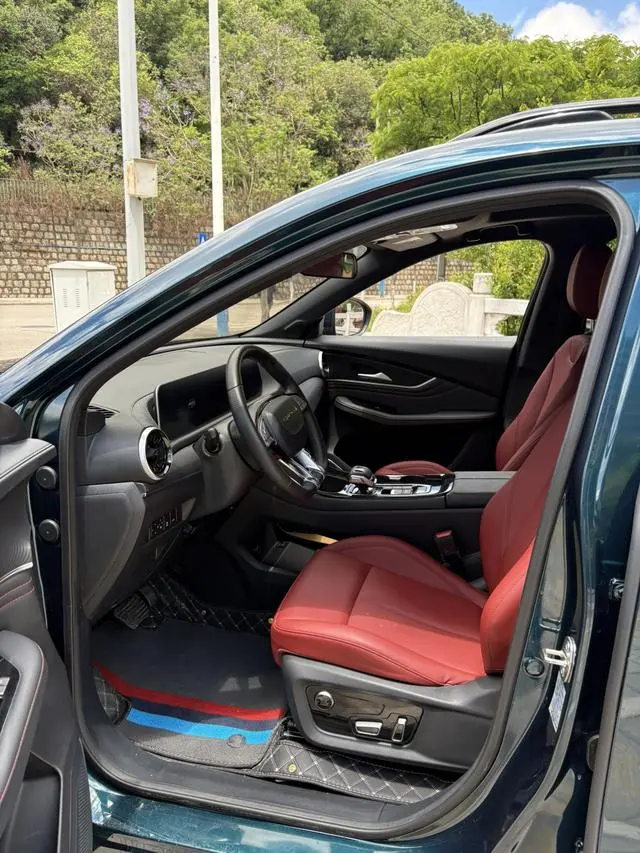 Dongfeng Fengxing Popular T5 EVO 1.5TD DCT Platinum Edition