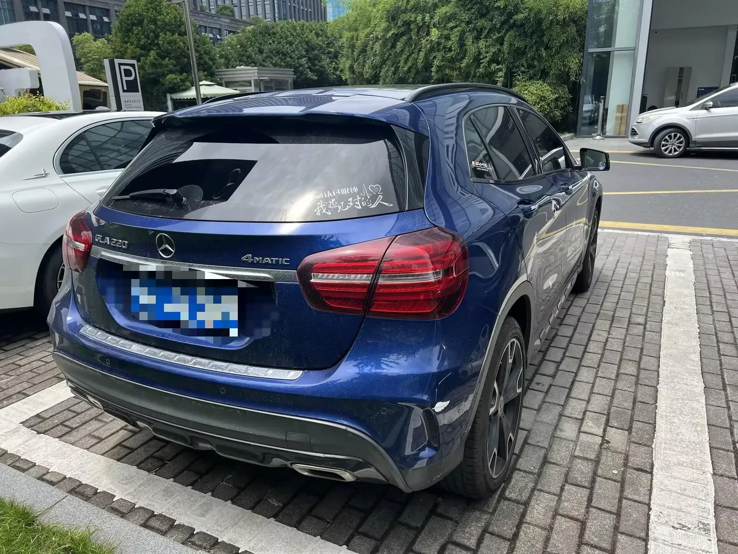 Mercedes-Benz Mercedes-Benz GLA GLA 220 4MATIC sports type