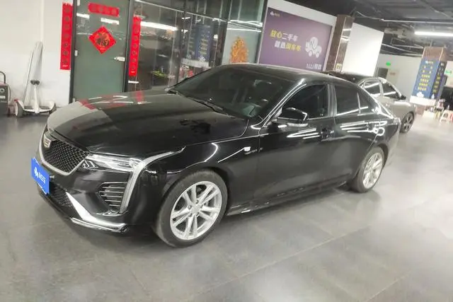 Cadillac Cadillac CT4 28T fashion type