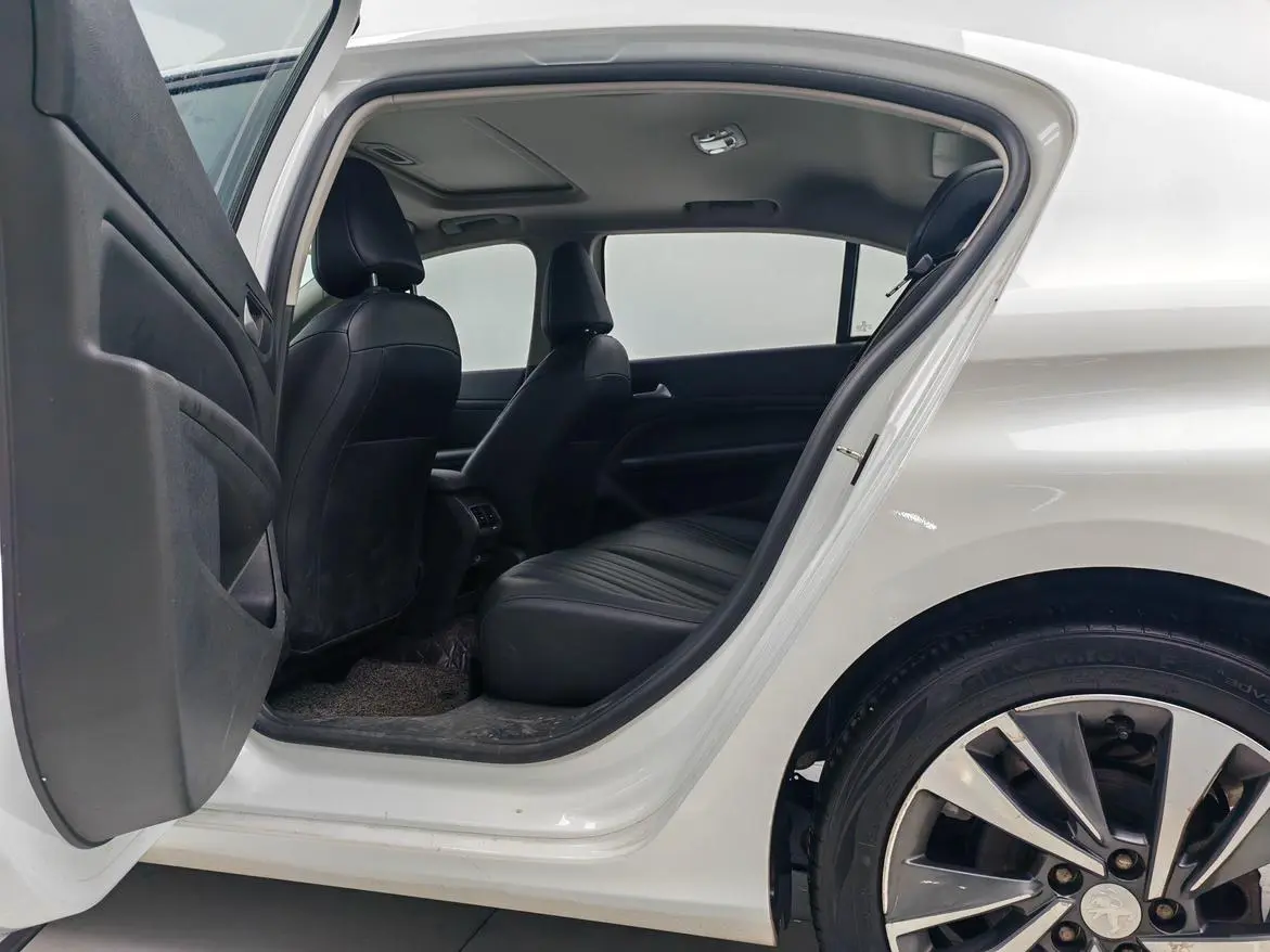 Peugeot Peugeot 408 360THP 10th Anniversary Edition