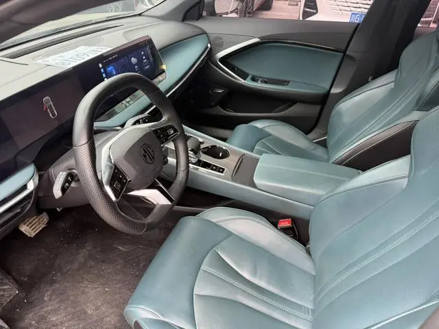 MG MG7 2.0T Automatic Beauty Hunting Luxury Edition