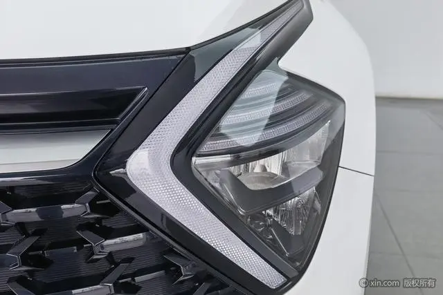 Kia Lion Platinum expands the world 1.5T two-wheel drive Premium edition