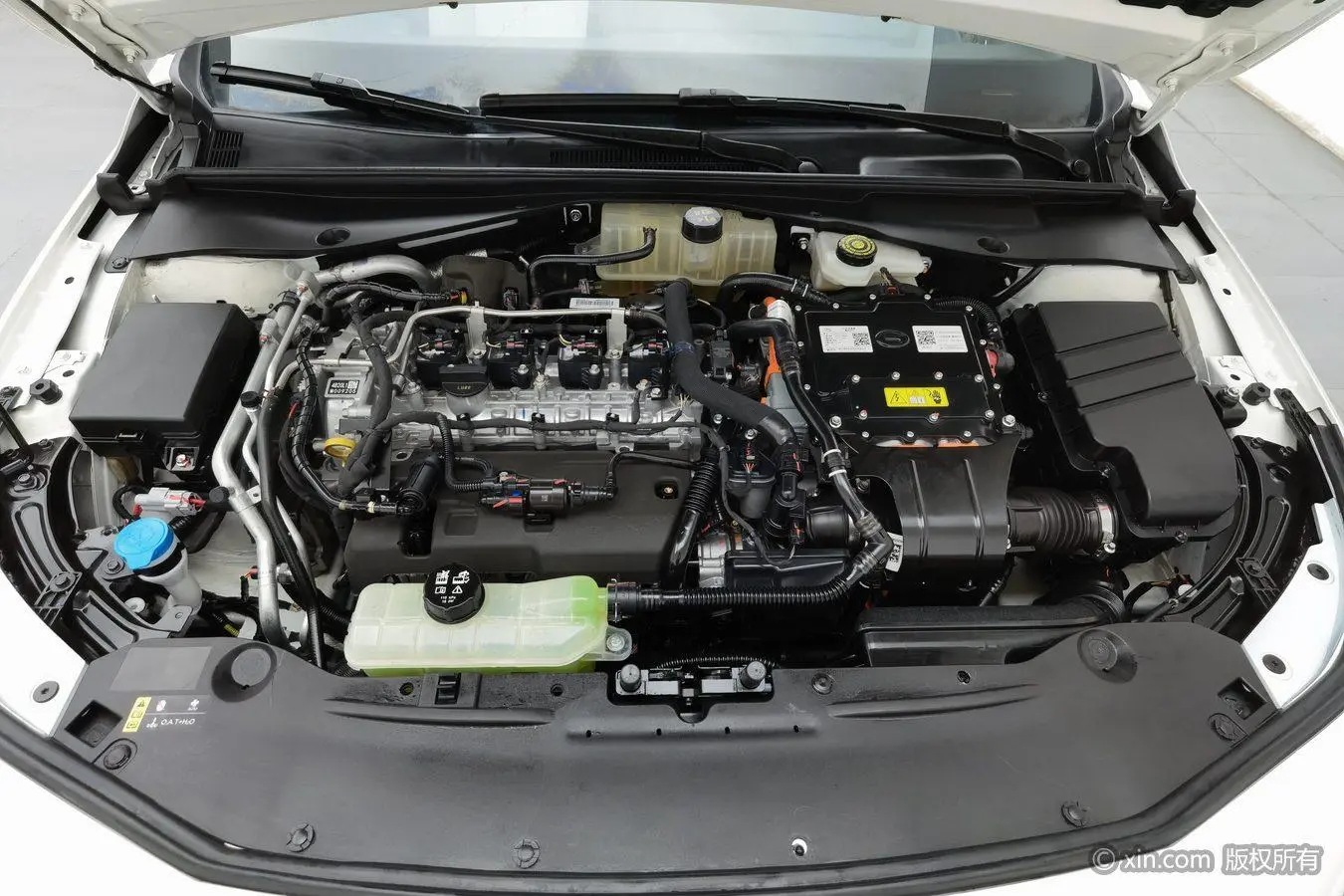 GAC Shadow Leopard 2.0L DHT Smart Hybrid Version