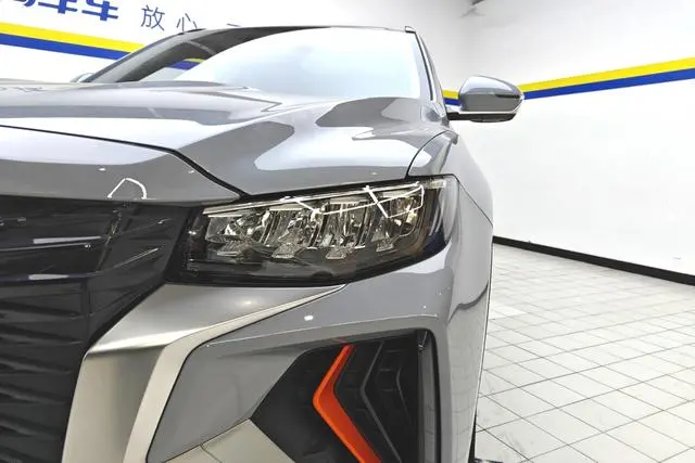 Geely Boyue Boyue X 1.8 TD DCT Smart