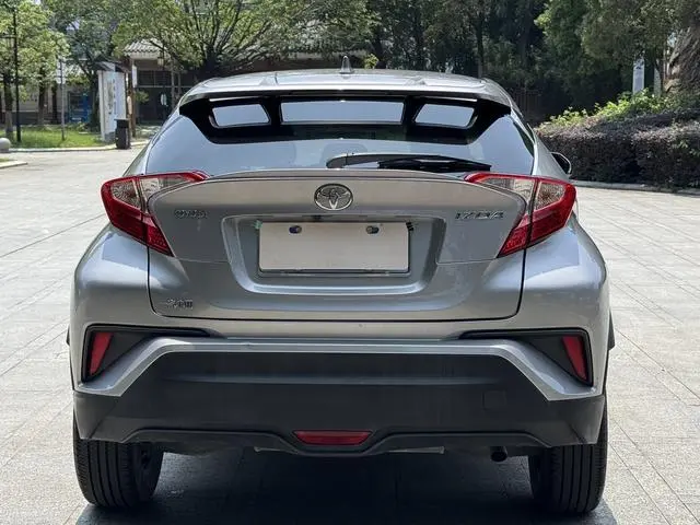 TOYOTA IZOA 2.0L Yichi Edition Country V