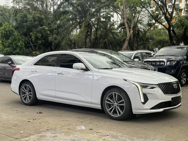 Cadillac Cadillac CT4 28T luxury