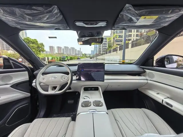 Changan Qiyuan Changan Qiyuan Q07 215 Honor Type