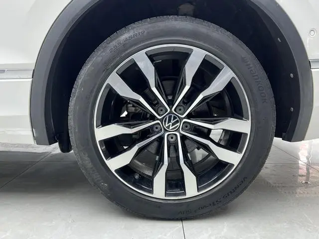 Volkswagen Tiguan L 330TSI automatic two-wheel drive R-Line Premium edition