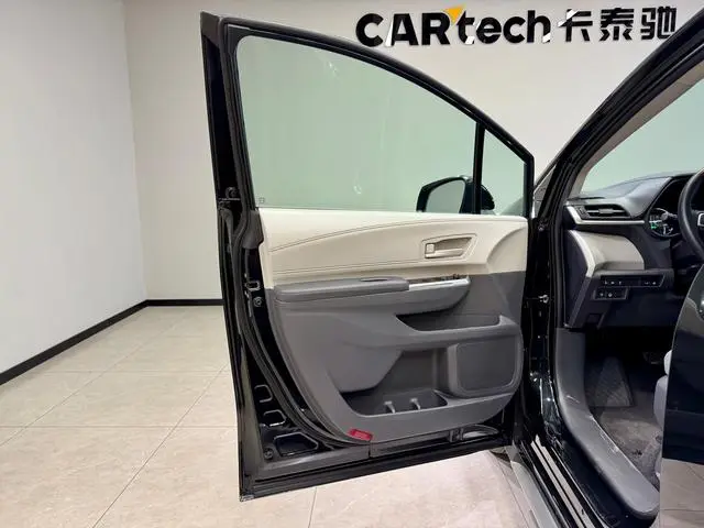 TOYOTA Grevia Smart electric hybrid dual engine 2.5L two-wheel drive comfort version