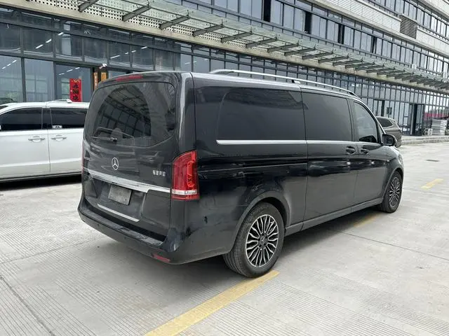 Mercedes-Benz Mercedes-Benz V-class V 260 L Premium Extended Version