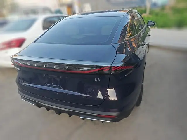 Geely Galaxy Galaxy L6 1.5T DHT 125km MAX