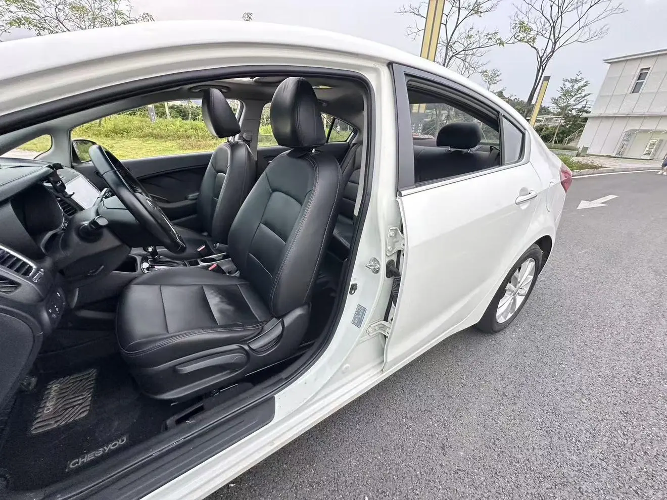 Kia Kia K3 1.6L automatic GL