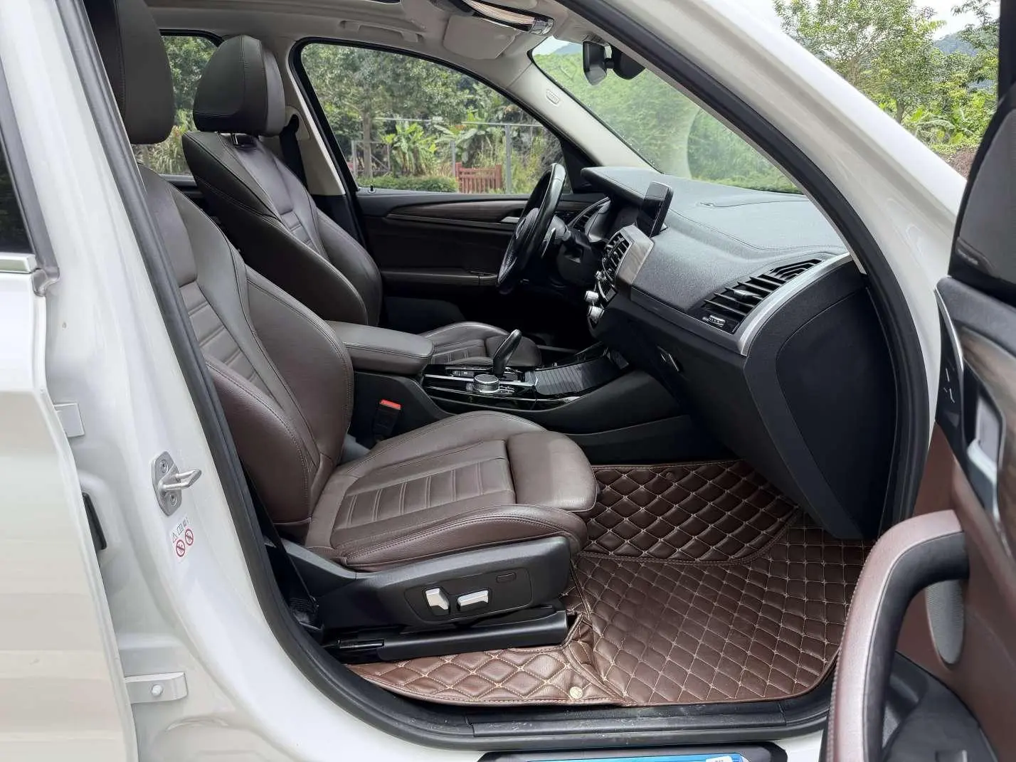 BMW BMW X3 xDrive28i M sports suit