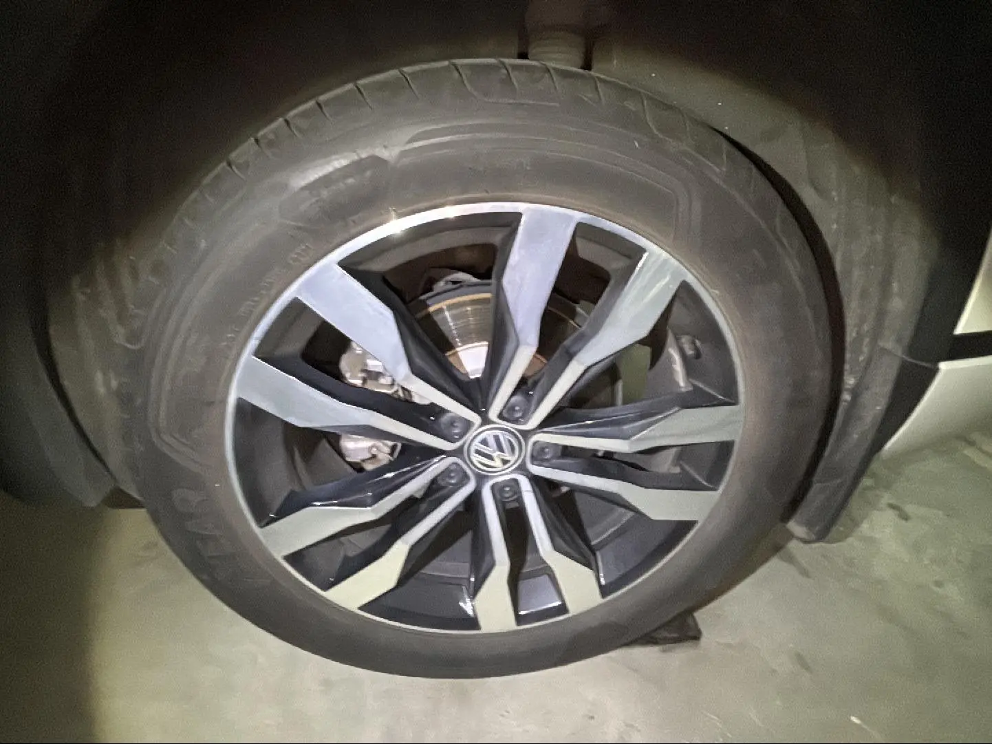Volkswagen Tanyue 380TSI four-wheel drive R-Line intelligent version