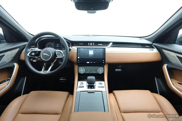 Jaguar Jaguar F-PACE P250 R-Dynamic SE