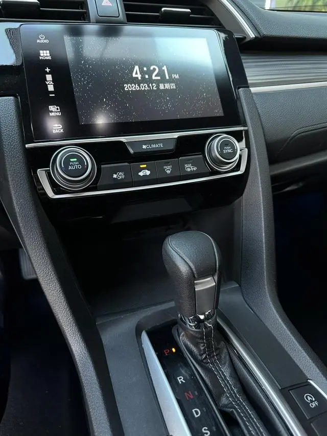 Honda Civic 220TURBO CVT Dynamic Version Country VI