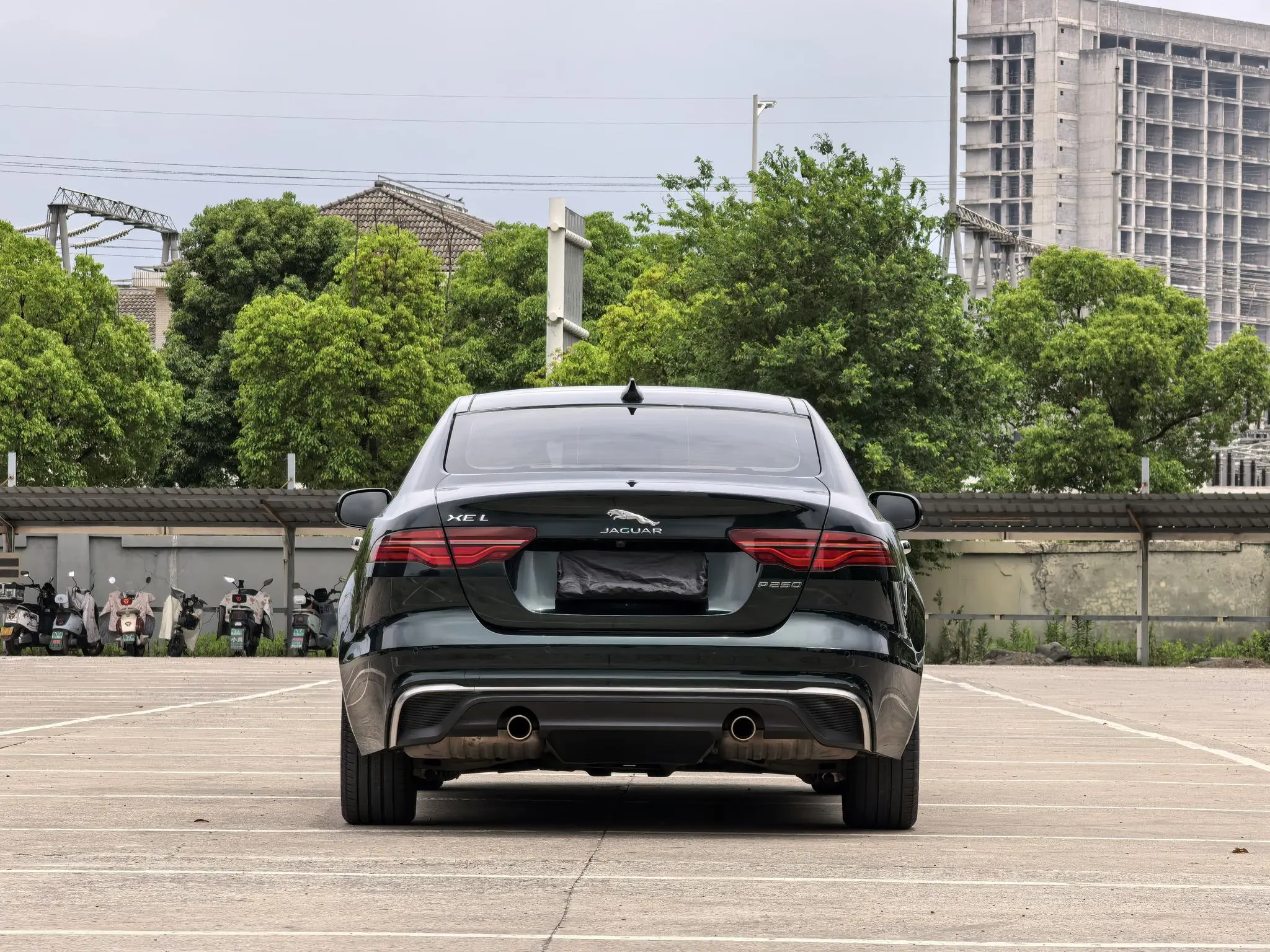Jaguar Jaguar XEL 2.0T 250PS S aggressive and elegant version