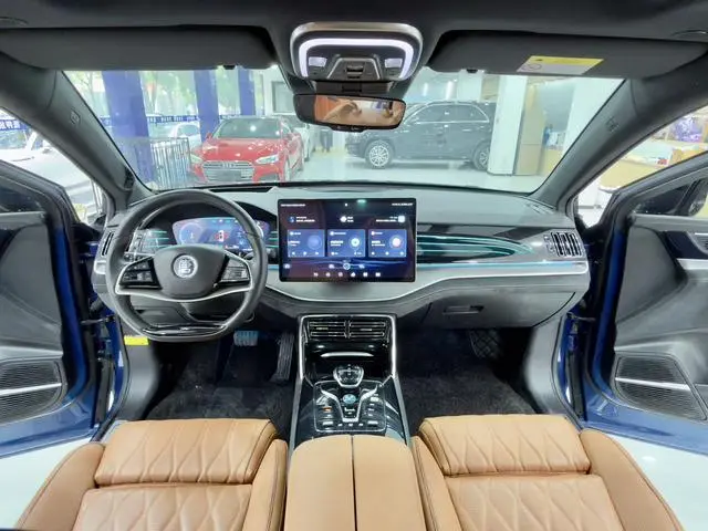 BYD Tang DM DM-p 215KM four-wheel drive flagship type