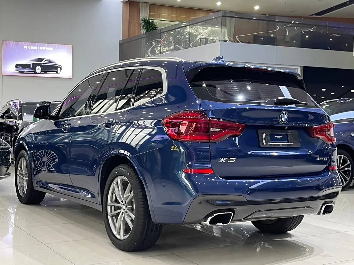 BMW BMW X3 xDrive25i M sports suit