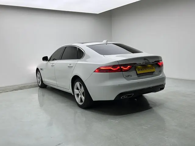 Jaguar Jaguar XFL 2.0T P200 two-wheel drive Elite Edition