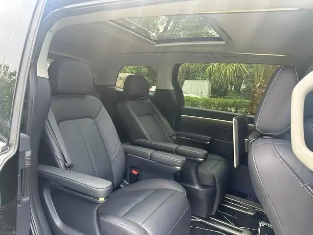 GAC Trumpchi M8 Lingxiu Series 390T Ultimate Edition