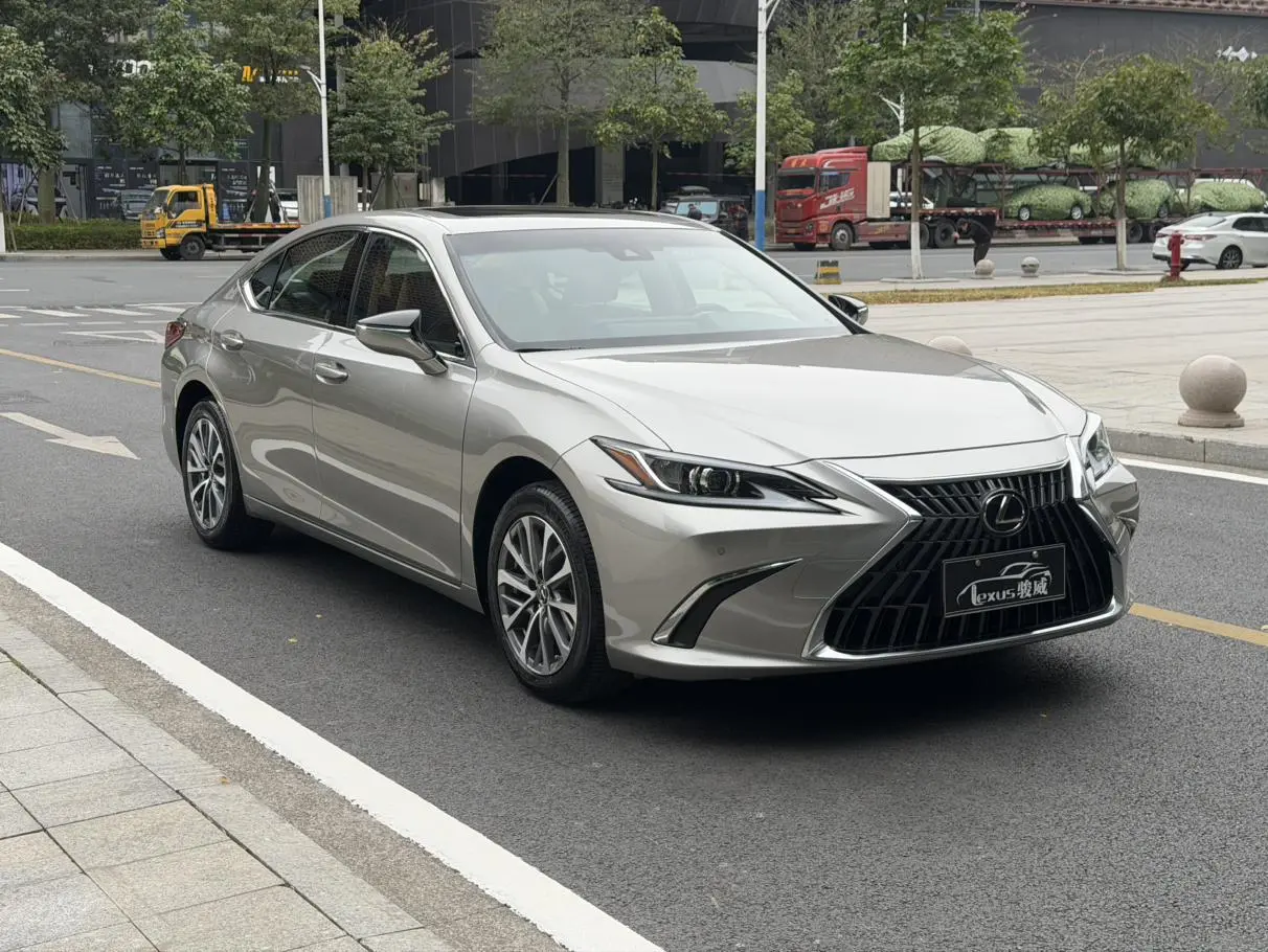 Lexus Lexus ES 200 Excellent Edition