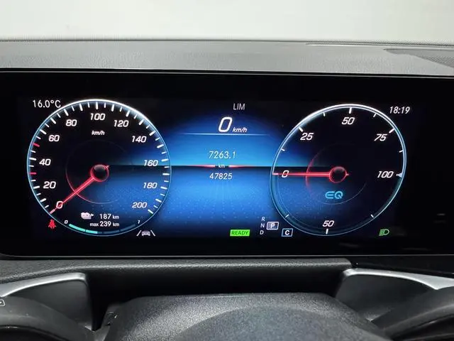 Mercedes-Benz Mercedes-Benz EQB EQB 260