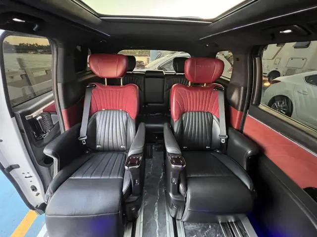 GAC Trumpchi M8 Master Series 2.0TM Hybrid Extreme Edition