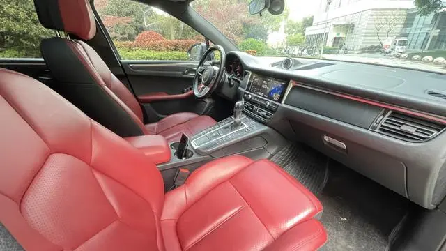 Porsche Macan Macan 2.0T