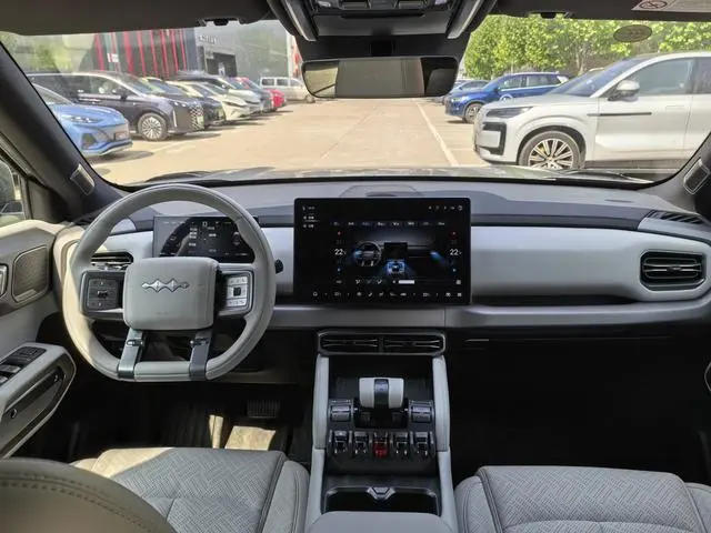 FANG CHENG BAO Titanium 3 501KM four-wheel drive Ultra version
