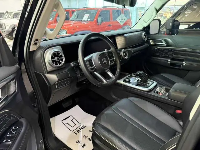 Tank Tank 300 2.0T Conqueror