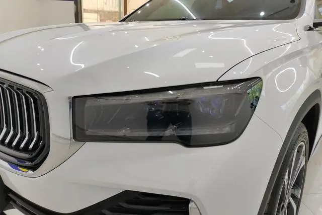 Geely Xingyue L 2.0TD high-power automatic two-wheel drive Skyrim version
