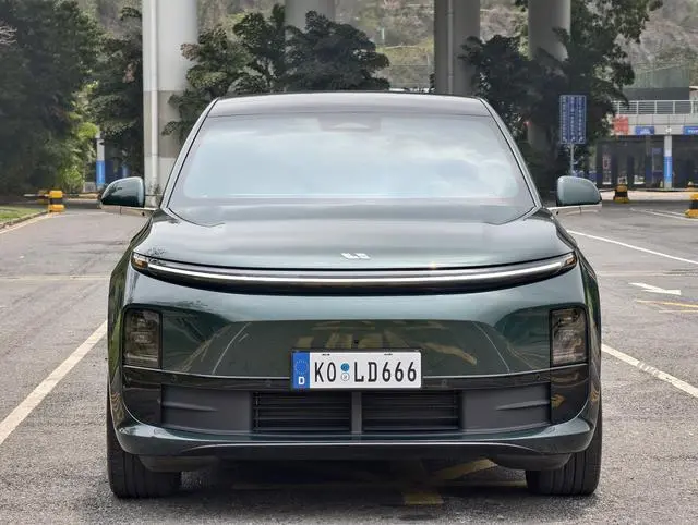 Li Auto Ideal L6 Pro version