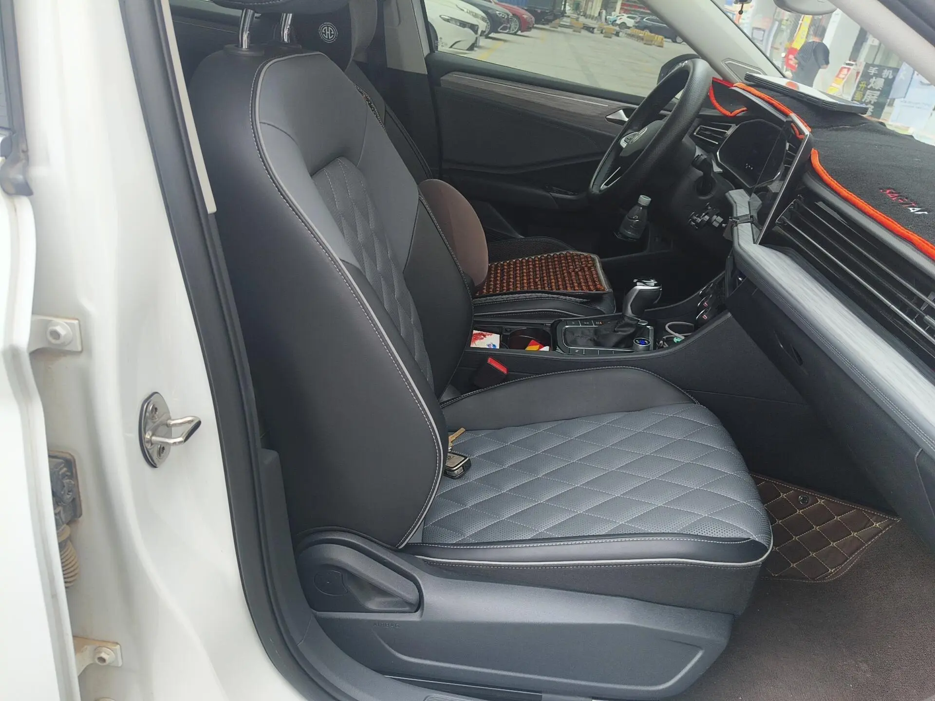 Volkswagen Sagitar 300TSI DSG Beyond Edition