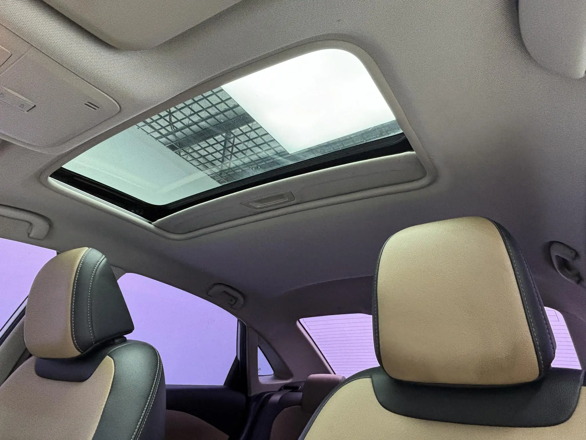 Chevrolet Cruze 320 automatic Enjoy Skylight version
