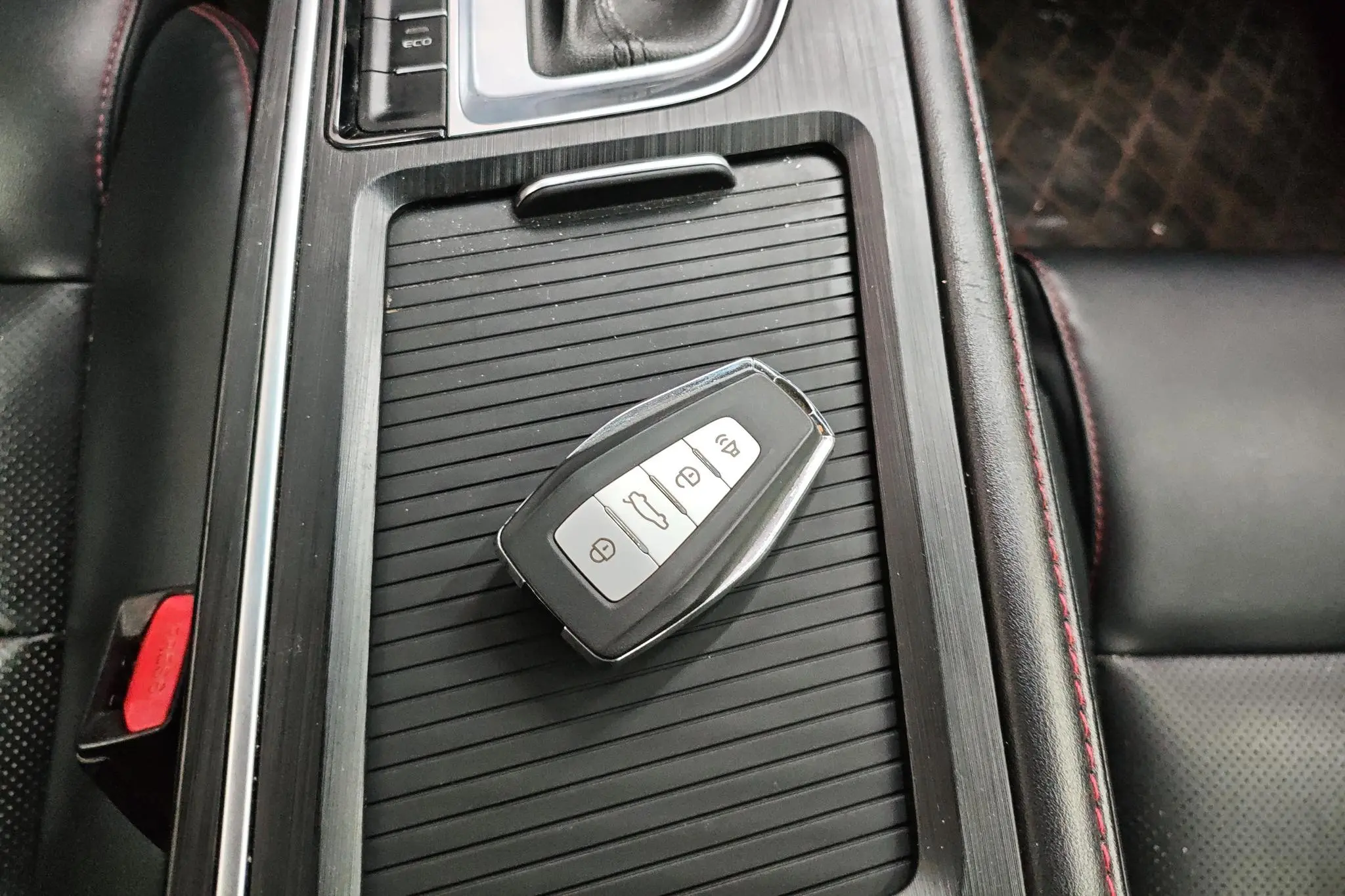 Geely Binrui 200T DCT Binzhi Edition