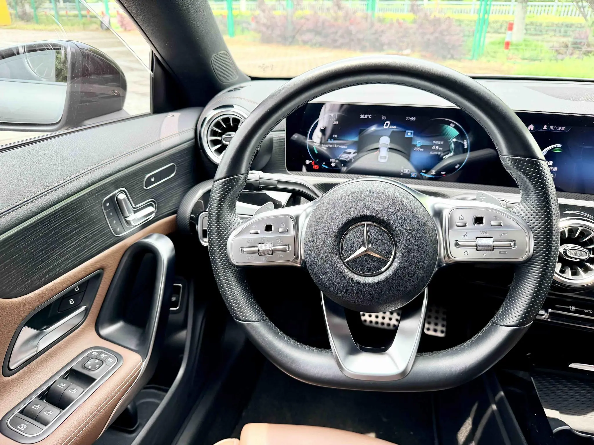 Mercedes-Benz Mercedes-Benz CLA CLA 260 4MATIC four-door coupe