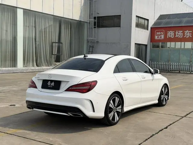 Mercedes-Benz Mercedes-Benz CLA CLA 200 fashion type