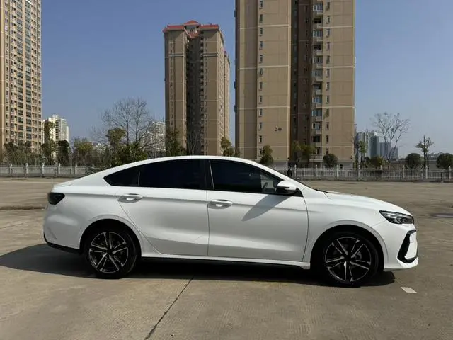 Geely Binrui Binrui COOL 1.5T DCT Champion Edition