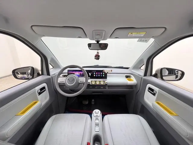 Wuling Wuling Air ev Clear Sky Four-seater advanced version