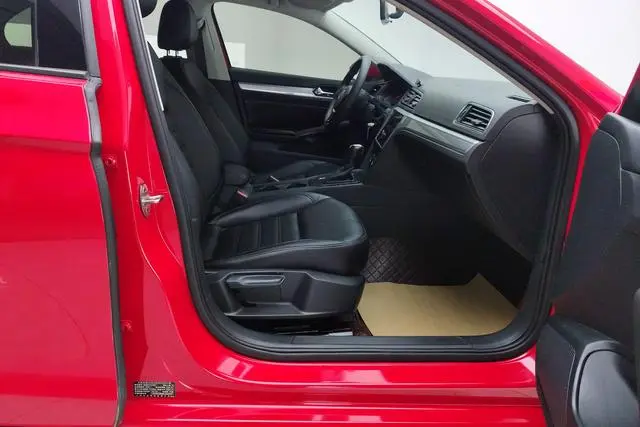 Volkswagen Lingdu 230TSI DSG Fashion Edition