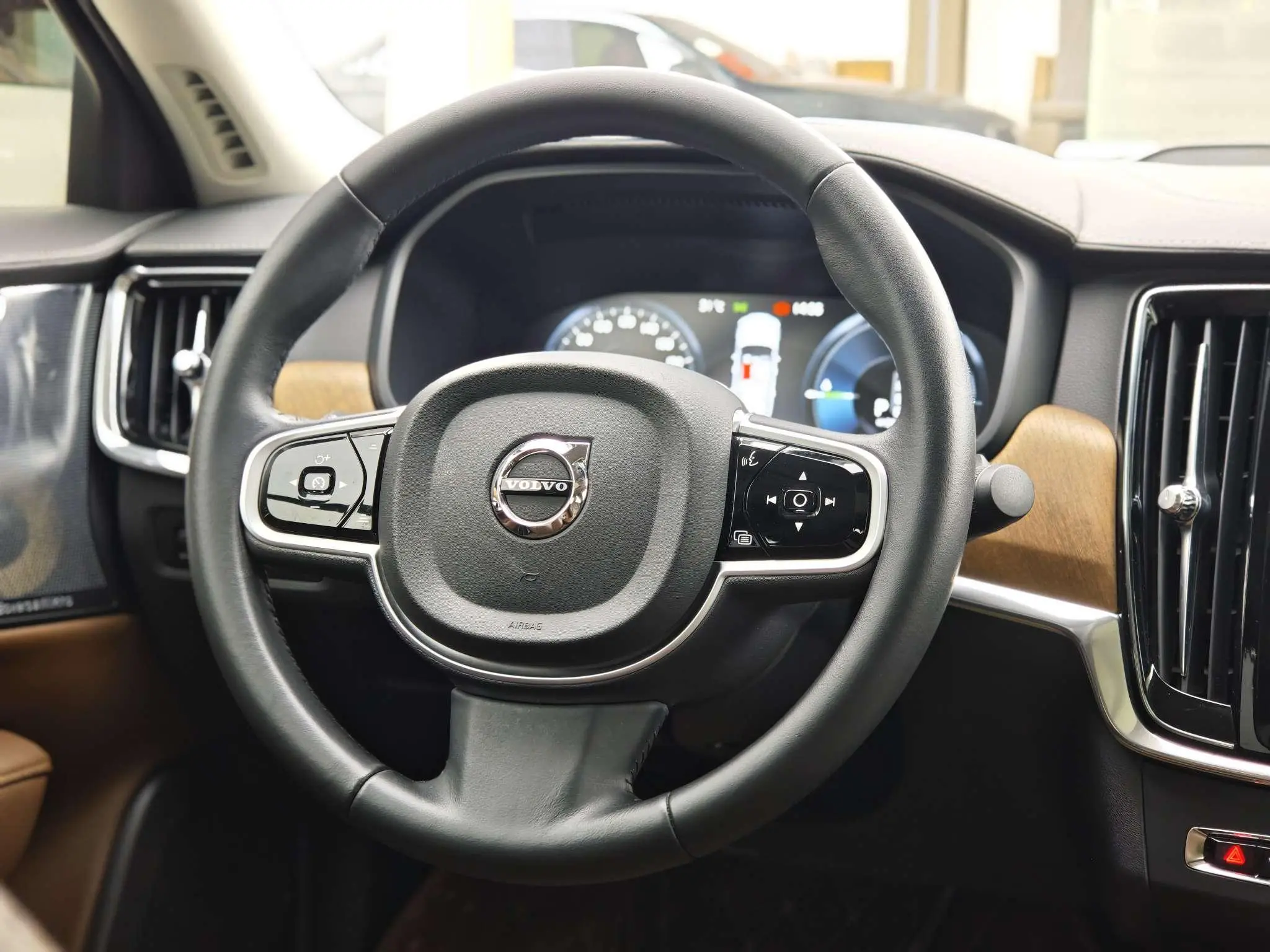 Volvo Volvo S90 PHEV T8 E-drive hybrid Zhiya Edition Country V