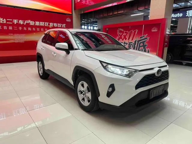 TOYOTA RAV4 Rongfang 2.0L CVT two-wheel drive urban edition