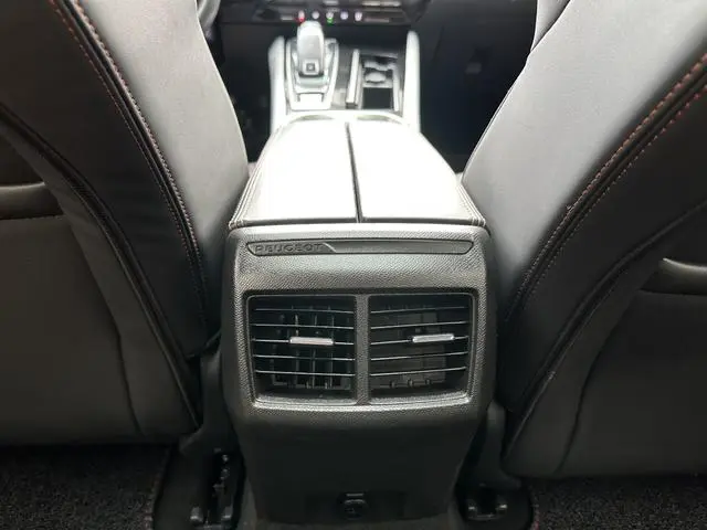 Peugeot Peugeot 508L 400THP PureTech Driving Control Edition