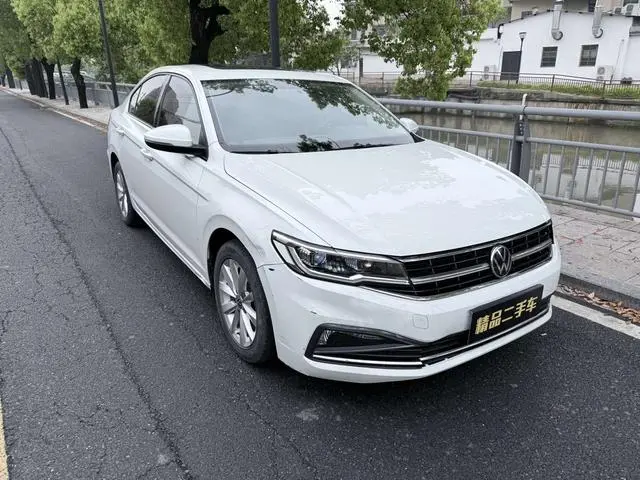 Volkswagen Bora 1.5L automatic comfort intelligent version