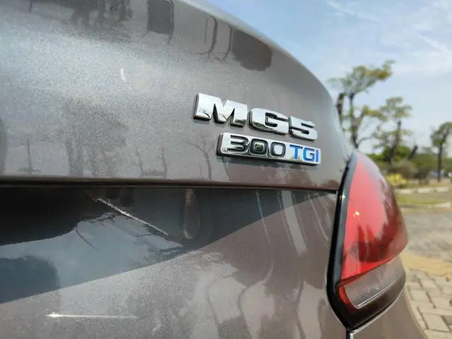 MG MG5 300TGI DCT Chaoyue Premium Edition