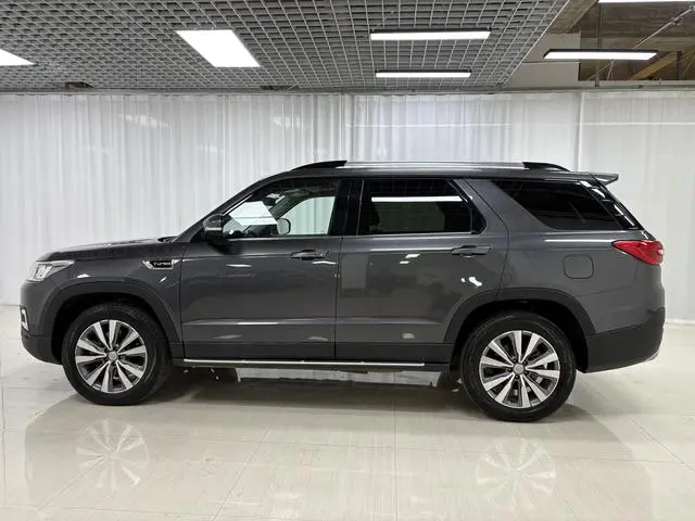 Changan Changan CS95 2.0T four-wheel drive Zhiyu Version