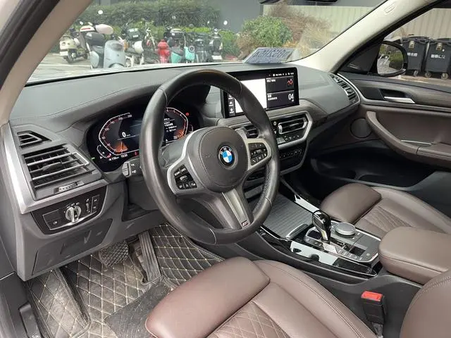 BMW BMW X3 xDrive30i Leading M Yao Ye Set